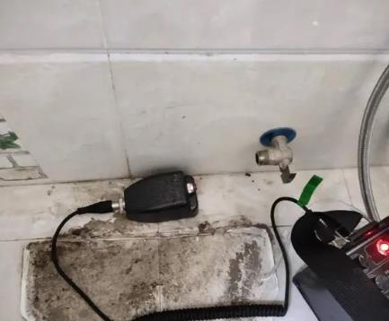 二道屋顶漏水维修公司分享下卫生间漏水的危害及解决方法